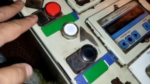 Устройство кабины и процесс запуска мостового крана