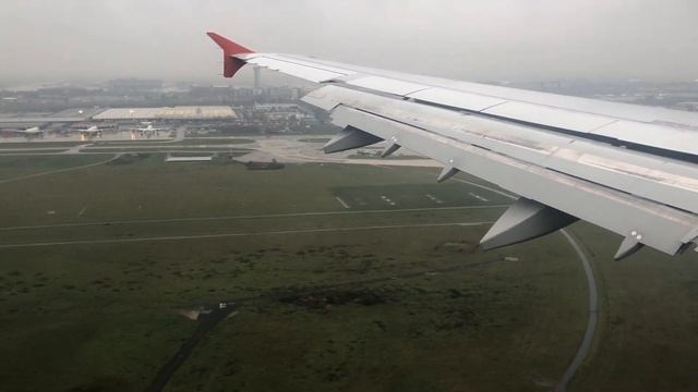 Landing in Paris - Charles De Gaulle CDG 27R \ Посадка в аэропорту Шарля Де Голля, Париж, полоса 27 смотреть онлайн
