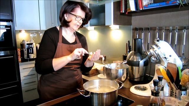 Ricotta - Kräuter Nocken смотреть онлайн