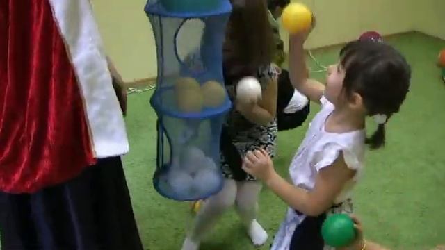 2011 ДЕНЬ РОЖДЕНИЕ ЯНЫ 2 года смотреть онлайн