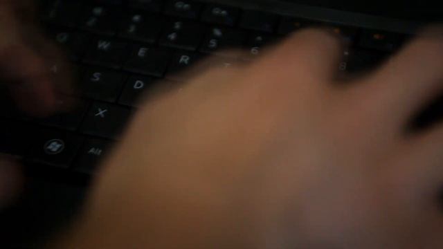 Internet Tough Guy vs. Keyboard Warrior смотреть онлайн