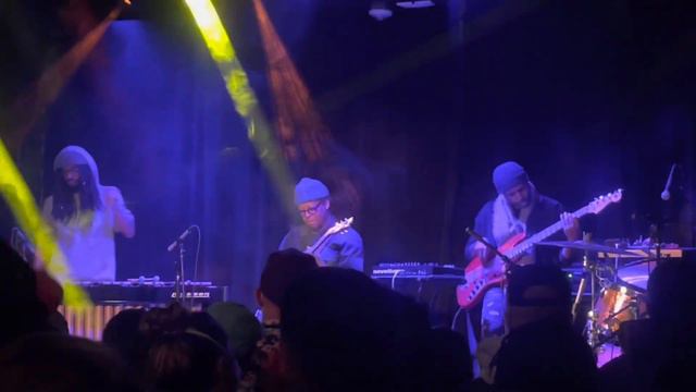 #VinylCommunity TONE’s Live Show Share - Makaya McCraven Ft. Jeff Parker & Junius Paul (2/22/22)