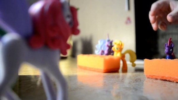 #Майлитлпони. Мультик. Школа пони.Развиваем крылья.#играспони