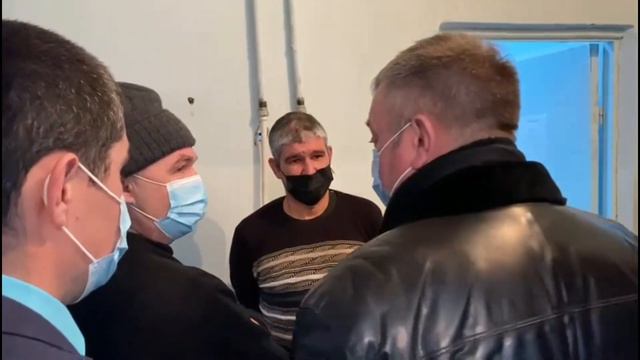 Депутат Госдумы Андрей Гурулев в Петровск-Забайкальской районной больнице смотреть онлайн