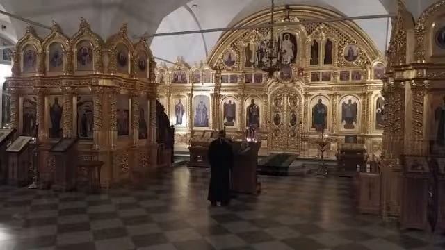 Прп. Амвросия, старца Оптинского и всея России чудотворца. Вечернее богослужение смотреть онлайн