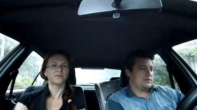 Зачем женщины выставляют откровенные фото