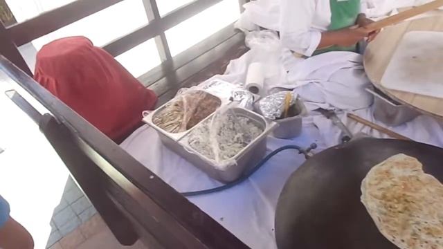 ГЕЗЛЕМЕ ТУРЕЦКИЕ ЛЕПЕШКИ ЕМ ПЕРВЫЙ РАЗ СМОТРИМ КАК ИХ ПЕКУТ ТУРЦИЯ 2016 ТЮРКЛЕР смотреть онлайн