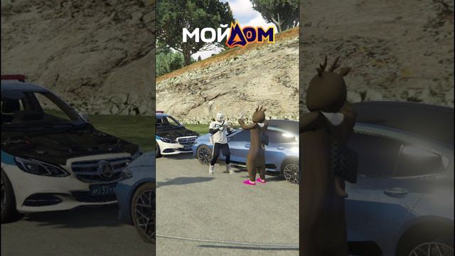 СЛЕЖУ ЗА БАНДИТАМИ КАК АДМИН на Сервере RADMIR МОЙ ДОМ GTA5 RP