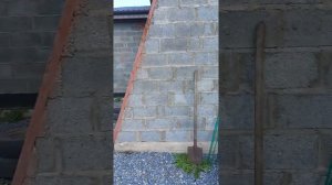 Углярка с возможностью выгрузки угля прямо с машины.