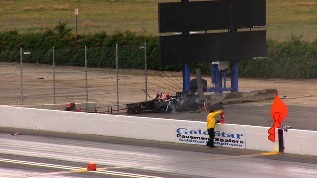 2012 NHRA Winternationals Mike Austin Crash смотреть онлайн