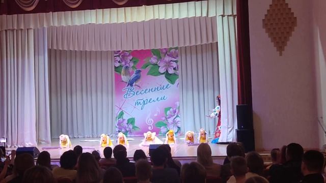 Литвиново танцевальный коллектив Ассорти группа "Искорки" смотреть онлайн