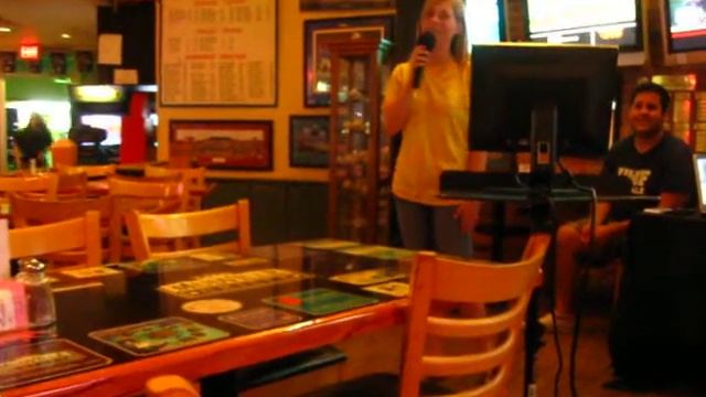 Maroon 5 Cover of Sunday morning by Holly-Dolly смотреть онлайн