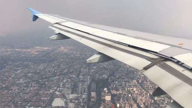 Amazing Landing at Benito Juarez Mexico City International Airport Airbus A320 Interjet смотреть онлайн