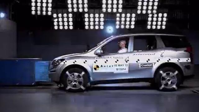 Mahindra XUV500 AWD (2012-on) - 4 star ANCAP safety rating смотреть онлайн