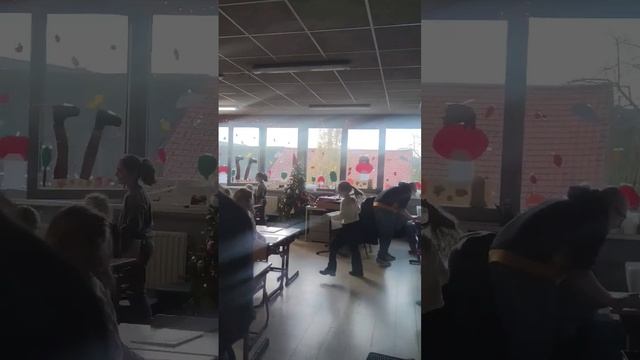 Школы в Бельгии. Сколько отдыхают дети смотреть онлайн