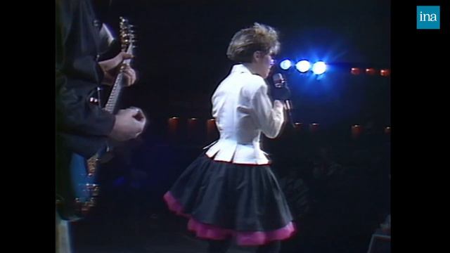 Sandy Stevens "J'ai faim de toi" | Archive INA смотреть онлайн