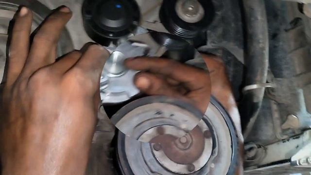 hyundai creta fan belt | creta belt tensioner change смотреть онлайн