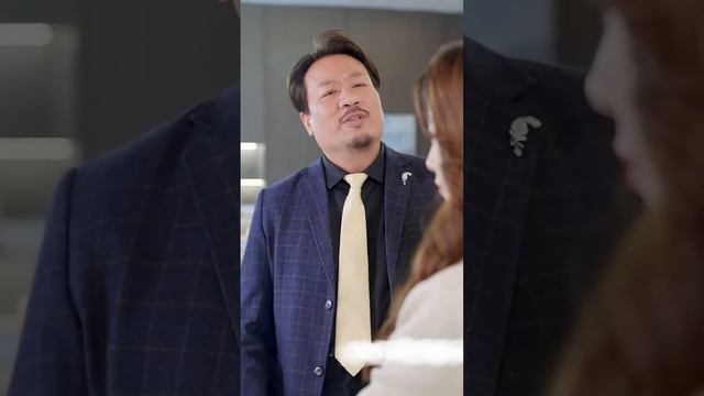 【Multi SUB】她是公司女總裁，過勞死后意外穿越到虐文女主身上，性情大變的她直接和渣男老公攤牌要求離婚，下一秒就和白月光談起戀愛，婚後男人將她寵上天 #女頻 #虐戀 #霸道總裁 #灰姑娘 #復