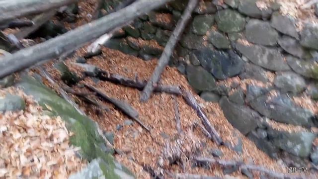 Крым. Древний мост на пути к Ай-Йори смотреть онлайн