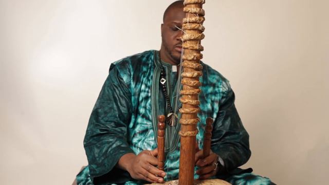 Mamadou Diabate - Jamanadiara Performance on Kora смотреть онлайн