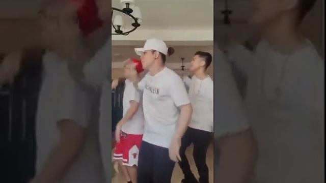 Mamma Mia "Dance cover by: Dj loonyo" -ABBA смотреть онлайн