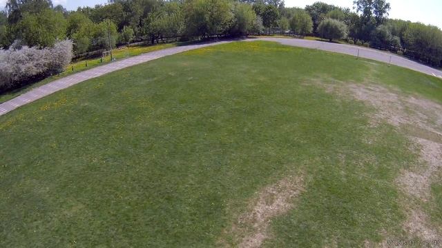 Первый полет с камерой GitUp Git2 на квадрокоптере XK Detect X380 смотреть онлайн