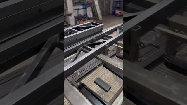 Изготовление комплекта металического навеса к дому для террасы размером 10*5 мастерская Спецкаркас