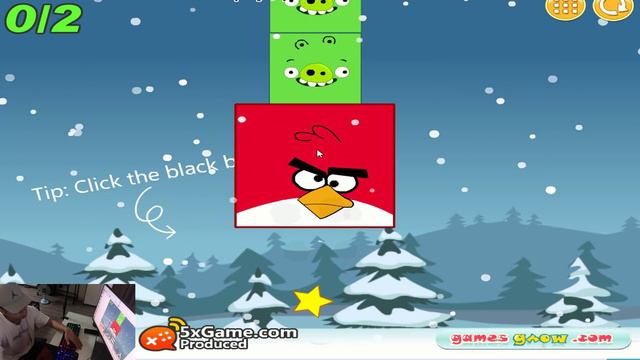 Angry Birds Pigs Out vs Angry Birds Kick Out Green Piggies - GIANT ROUND PIGGIES ROLLING ALL BIRDS! смотреть онлайн
