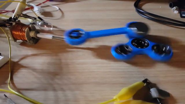 Flashing Light Prize 2017 entry - Fidget Spinner Electromagnetic Engine смотреть онлайн