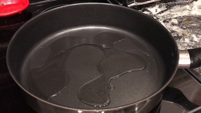 (1879) ОБАЛДЕННАЯ КУРИЦА С ГРИБАМИ В СЛИВОЧНОМ СОУСЕ, ВИНСЕНТ ЧУТЬ С ТАРЕЛКОЙ НЕ СЪЕЛ! . смотреть онлайн