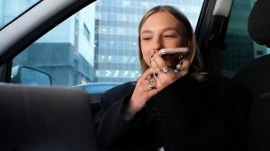 Собираю друга на свидание!**диктую через микрофон**