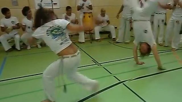 Capoeira CDO Frankfurt.Instrutor Camaleao смотреть онлайн