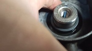 Сальник коленвала Renault trafic. Замена.