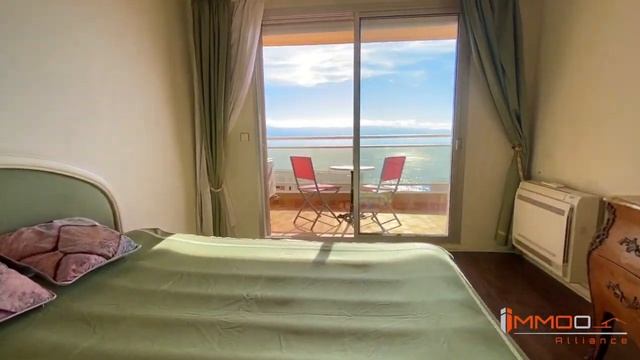 Corsica, route Sanguinaires, appartement en dernier étage, toit-terrasse avec vue mer panoramique смотреть онлайн