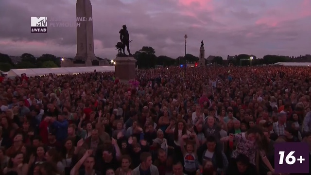 Jess Glynne MTV Crashes Plymouth
