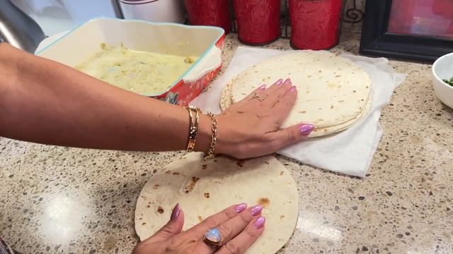 Easy Low Carb Breakfast Enchiladas Recipe #ketorecipes #lowcarbrecipes смотреть онлайн