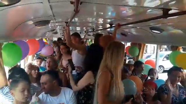 Валентин Куба исполняет гимн "Черноморца" смотреть онлайн