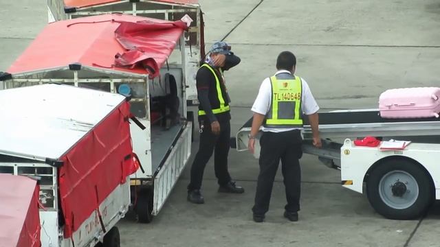 Don Mueang International Airport , Bangkok смотреть онлайн