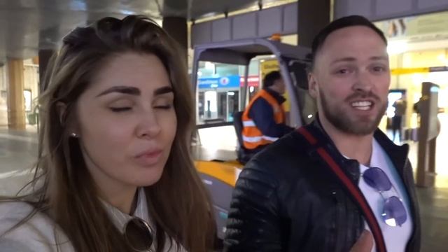 УВИДЕЛИ В ЖИВУЮ РОНАЛДУ / САМЫЙ ЛУЧШИЙ В МИРЕ ОТДЫХ смотреть онлайн