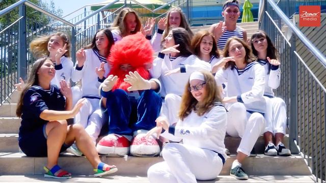 Artek Media — Happy (Pharrell Williams Cover)