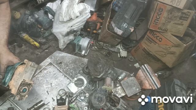 Makita HR3200C диагностика, полная разборка смотреть онлайн