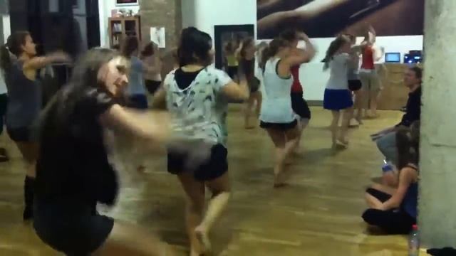 Choreo Madonna- Girl gone wild смотреть онлайн