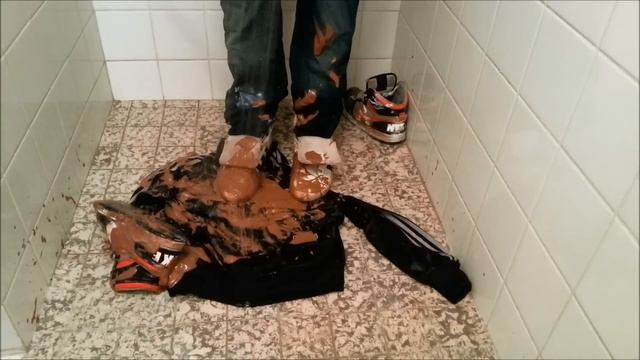 Adidas Chile62  Adidas Hightop And Replay Jeans Get Gunged