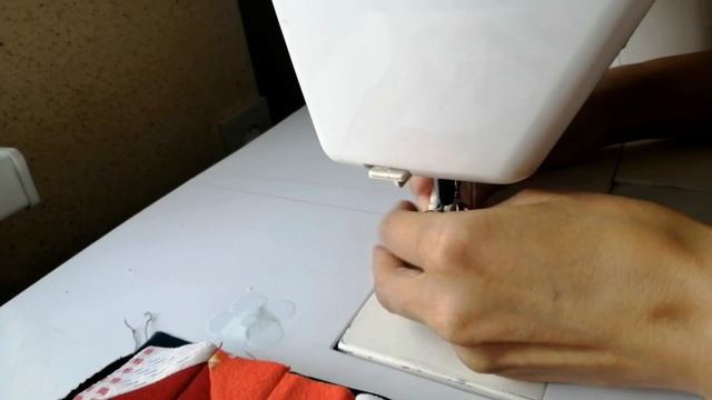 ИЗ ОБРЕЗКОВ-КРАСОТА!ЛОСКУТНОЕ СЕРДЦЕ В ПОДАРОК СВОИМИ РУКАМИ.ЛЕГКИЙ КВИЛТИНГ.СВОБОДНО-ХОДОВАЯ СТЕЖК смотреть онлайн