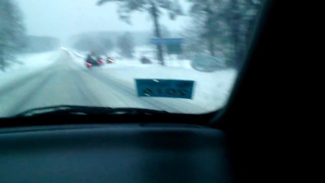 Зимой по асфальту на рыбалку мужики смотреть онлайн