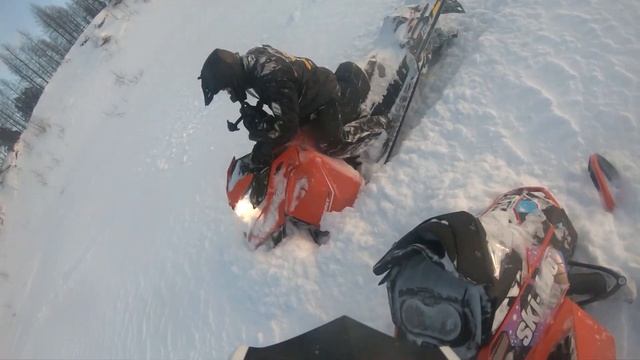Ski Doo Summit 800 e-tec XM смотреть онлайн