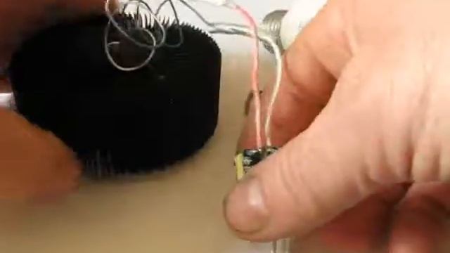 Самодельная лампа/How To Save Energy смотреть онлайн