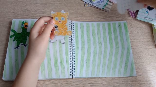 Распаковка Бумажных сюрпризов. 2 Новинки (Леди баг и Супер кот). И ( Тайная жизнь домашних животных смотреть онлайн