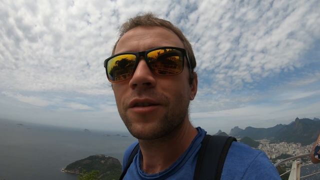 А сложно ли? Пробираемся к сахарной голове через джунгли в Рио-де-Жанейро смотреть онлайн