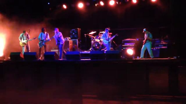 "Waiting on a Wire" -- Fred Thompson Trio LIVE! смотреть онлайн